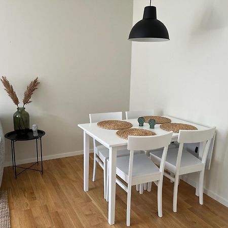 Mindre Laegenhet Med Stora Moejligheter Appartement Alingsås Buitenkant foto
